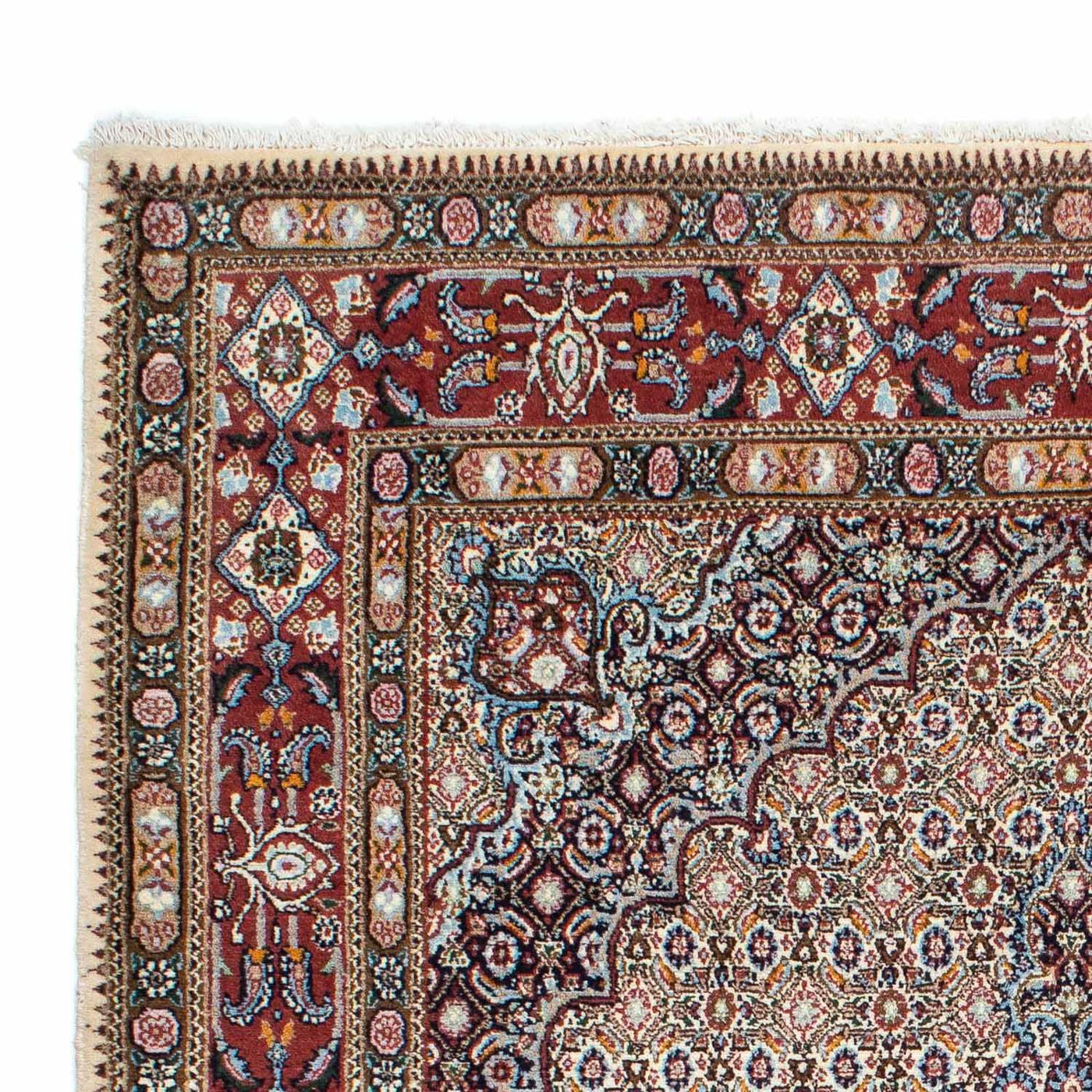 Moud Rug 199x148cm - Persian Rugs