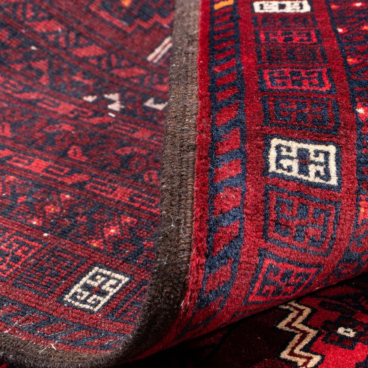 Turkaman Rug - 246 x 160 cm - dark red