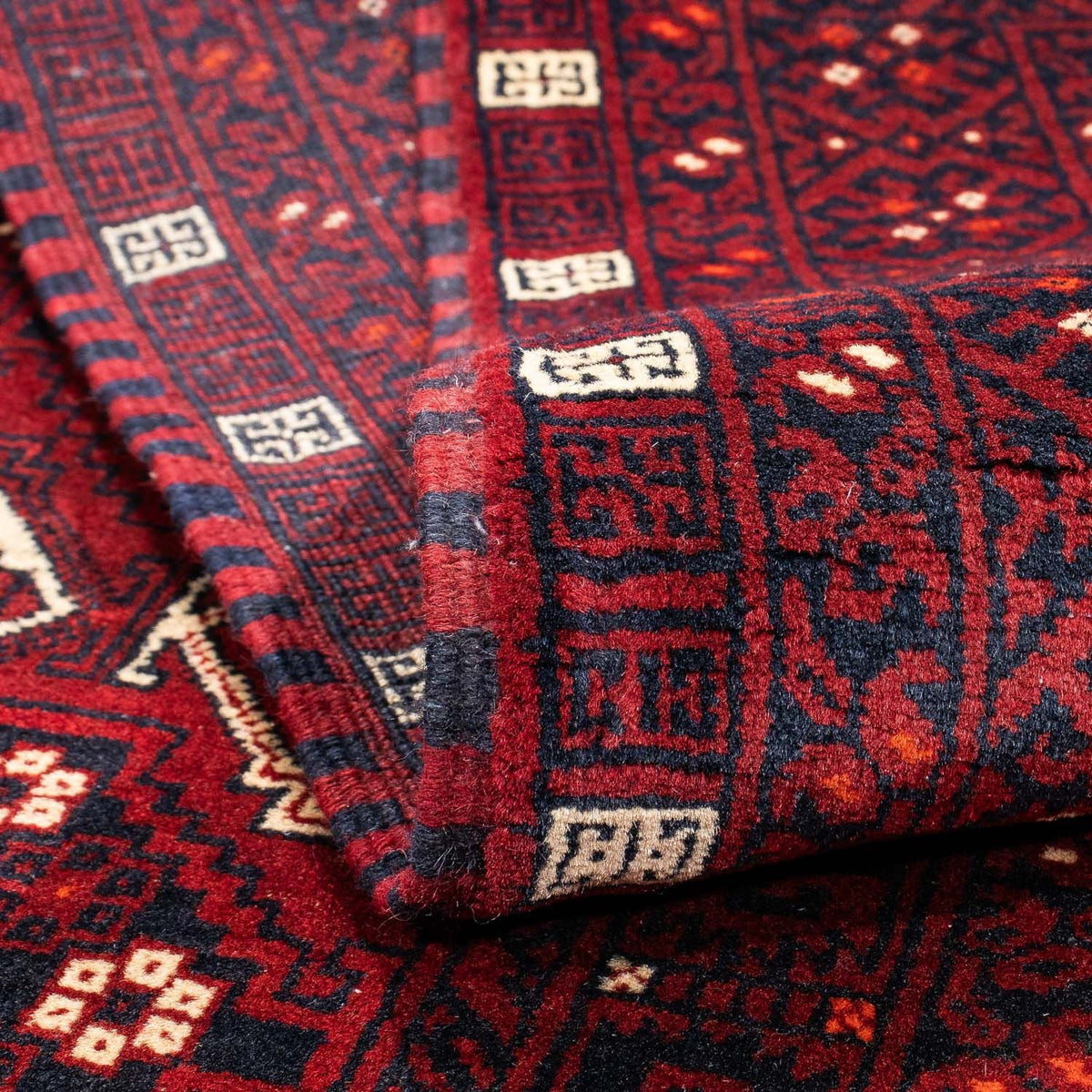 Turkaman Rug - 240 x 160 cm - dark red