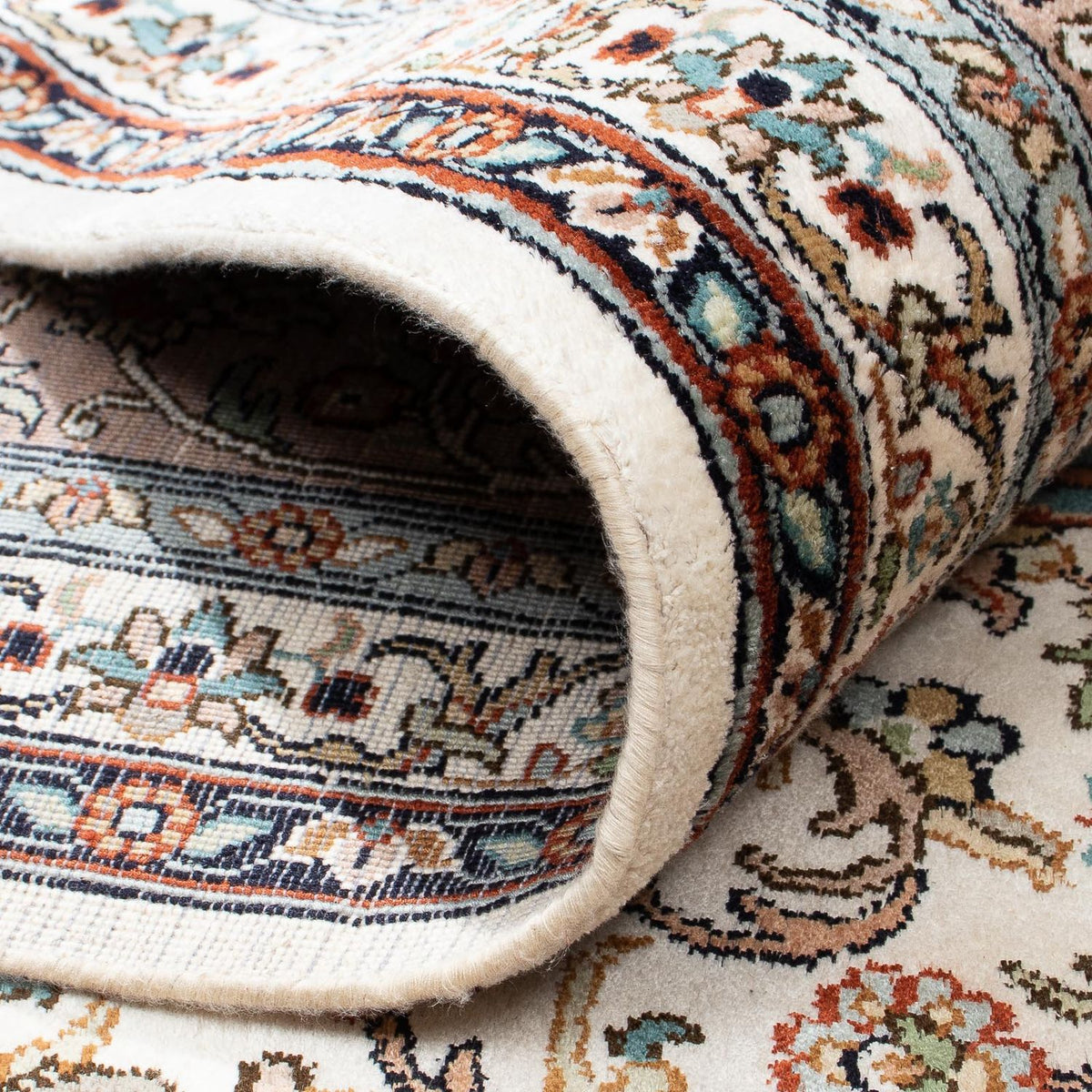 Silk Rug - Kashmir Silk square  - 246 x 243 cm - beige