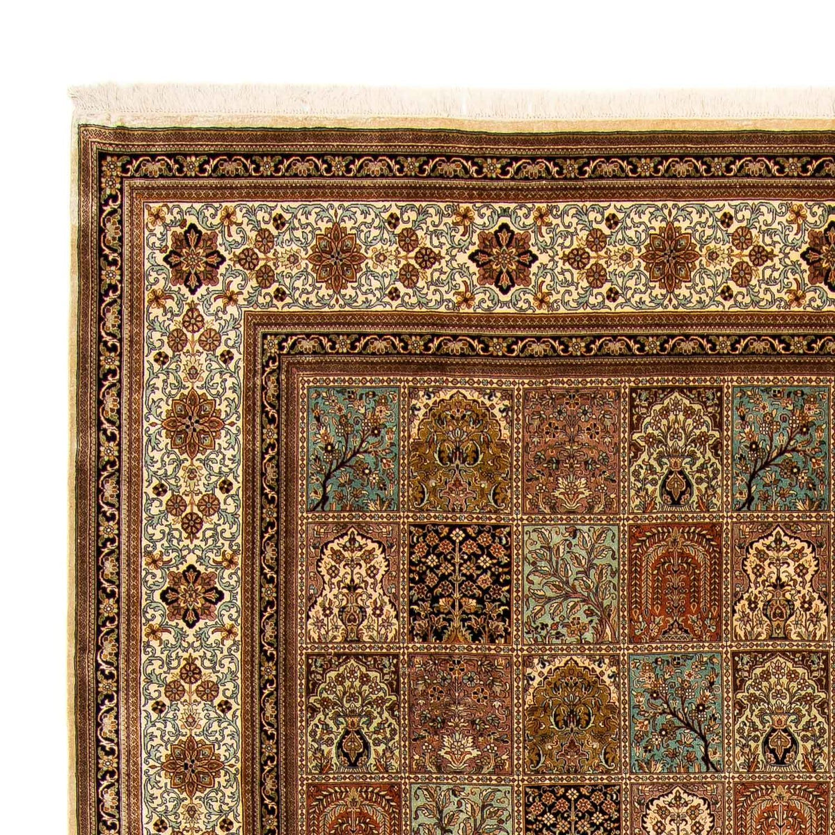 Nepal Rug - 386 x 305 cm - multicolored