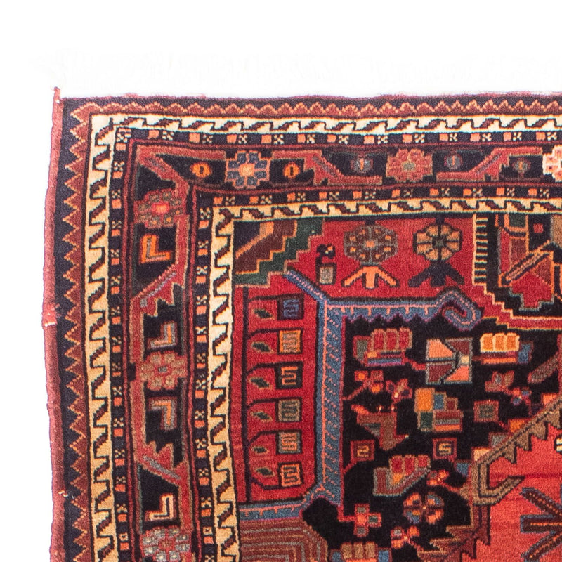 Hosseinabad Rug 230x136cm - Persian Rugs