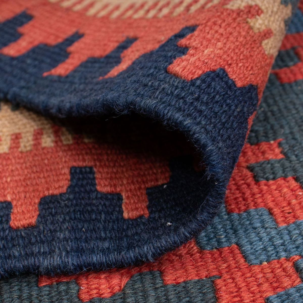 Kelim Rug - Oriental - 176 x 122 cm - multicolored