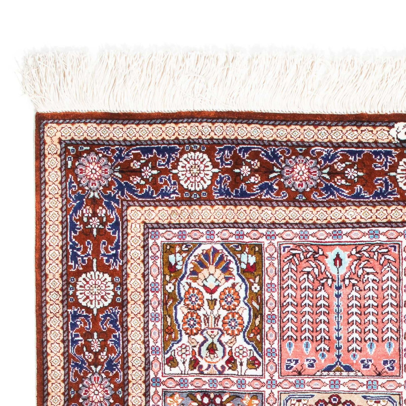 Qom Rug 122x77cm - Persian Rugs