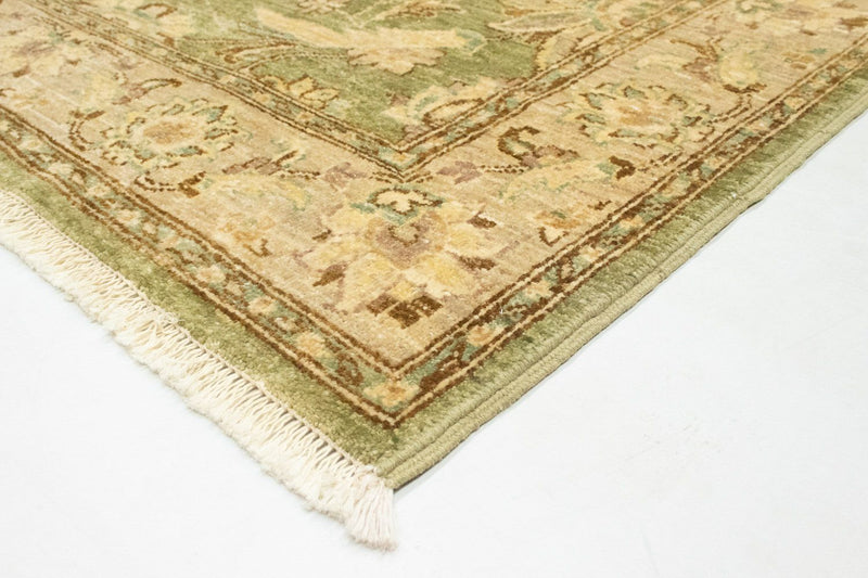 Ziegler Rug - 187 x 121 cm - green