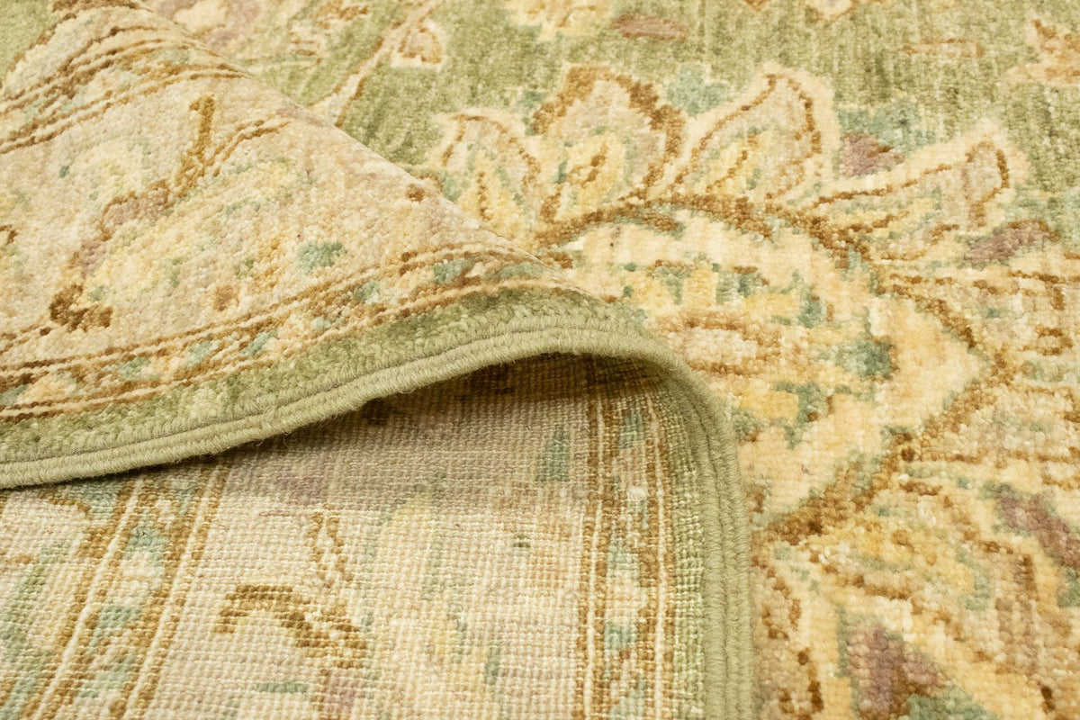 Ziegler Rug - 187 x 121 cm - green