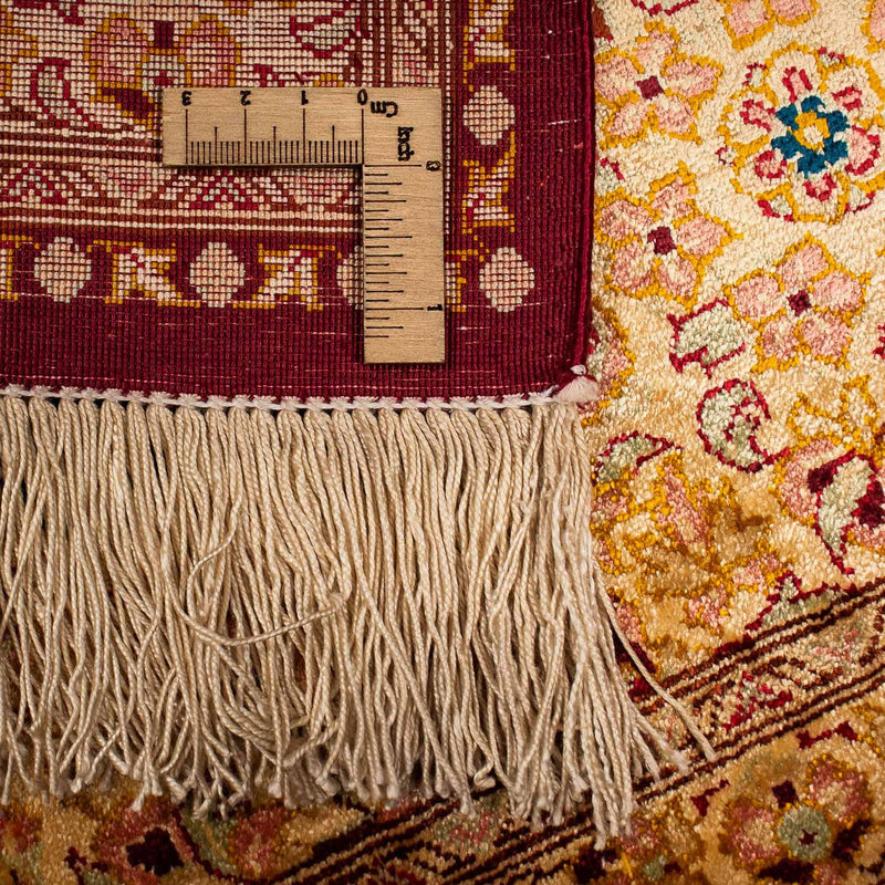China Seide Rug 198x137cm - Persian Rugs