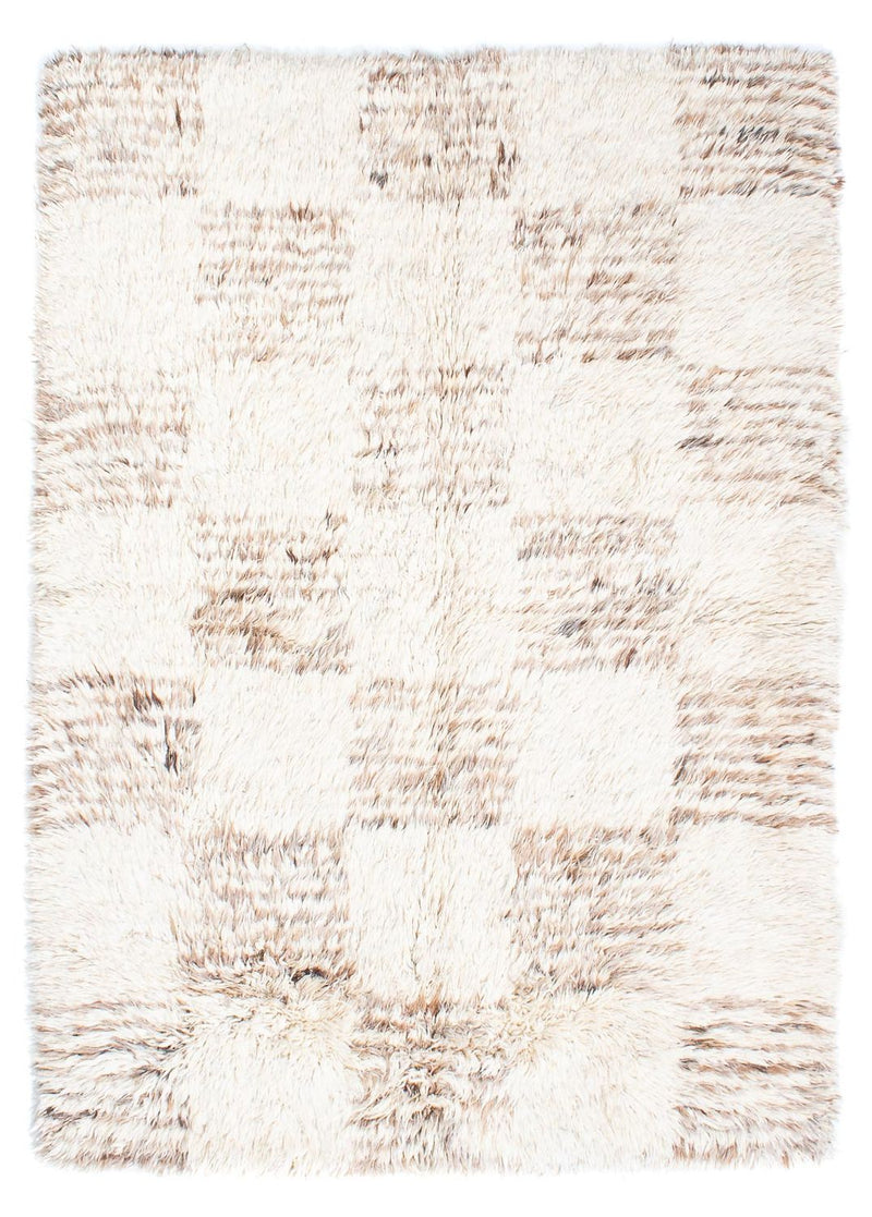 High-Pile Rug - 243 x 172 cm - beige