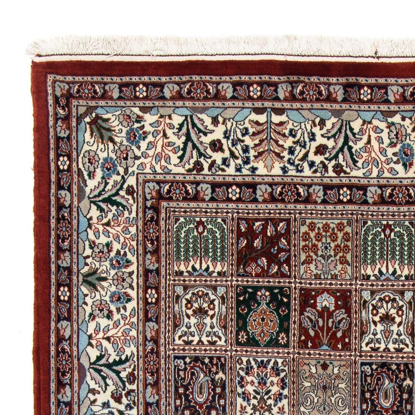 Moud Rug 230x179cm - Persian Rugs