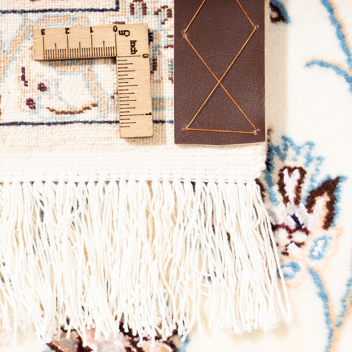 Perser Rug - Nain - Premium - 235 x 153 cm - beige