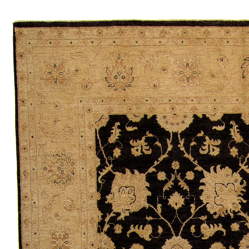 Ziegler Rug - 405 x 295 cm - brown