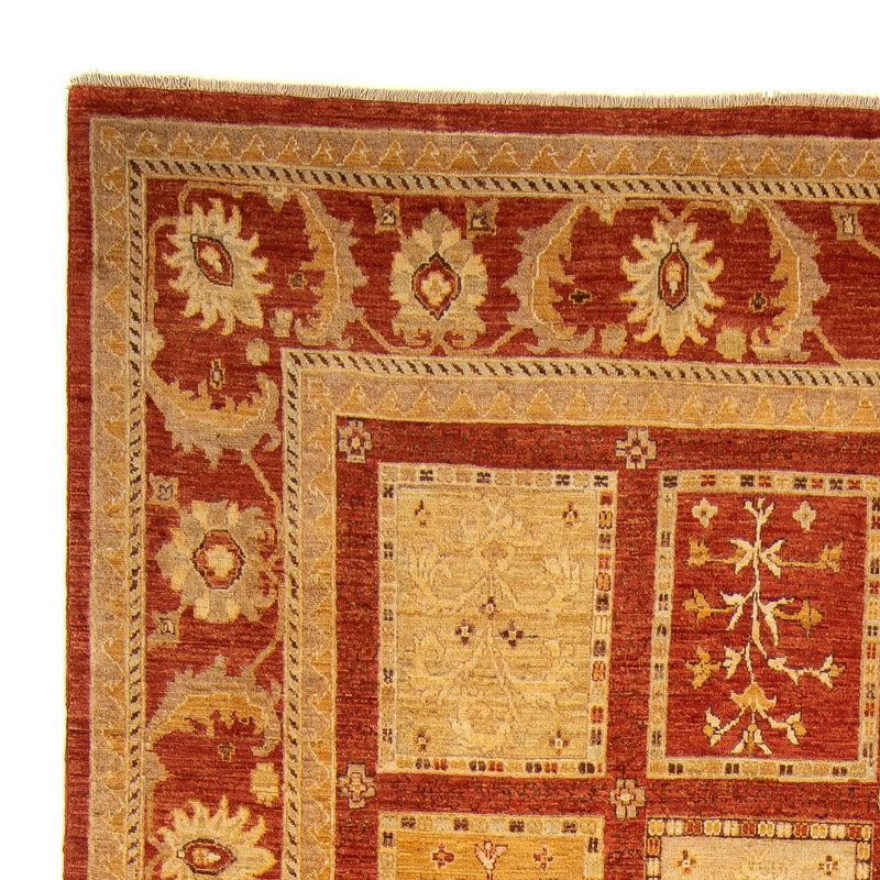 Ziegler Rug - 364 x 242 cm - red