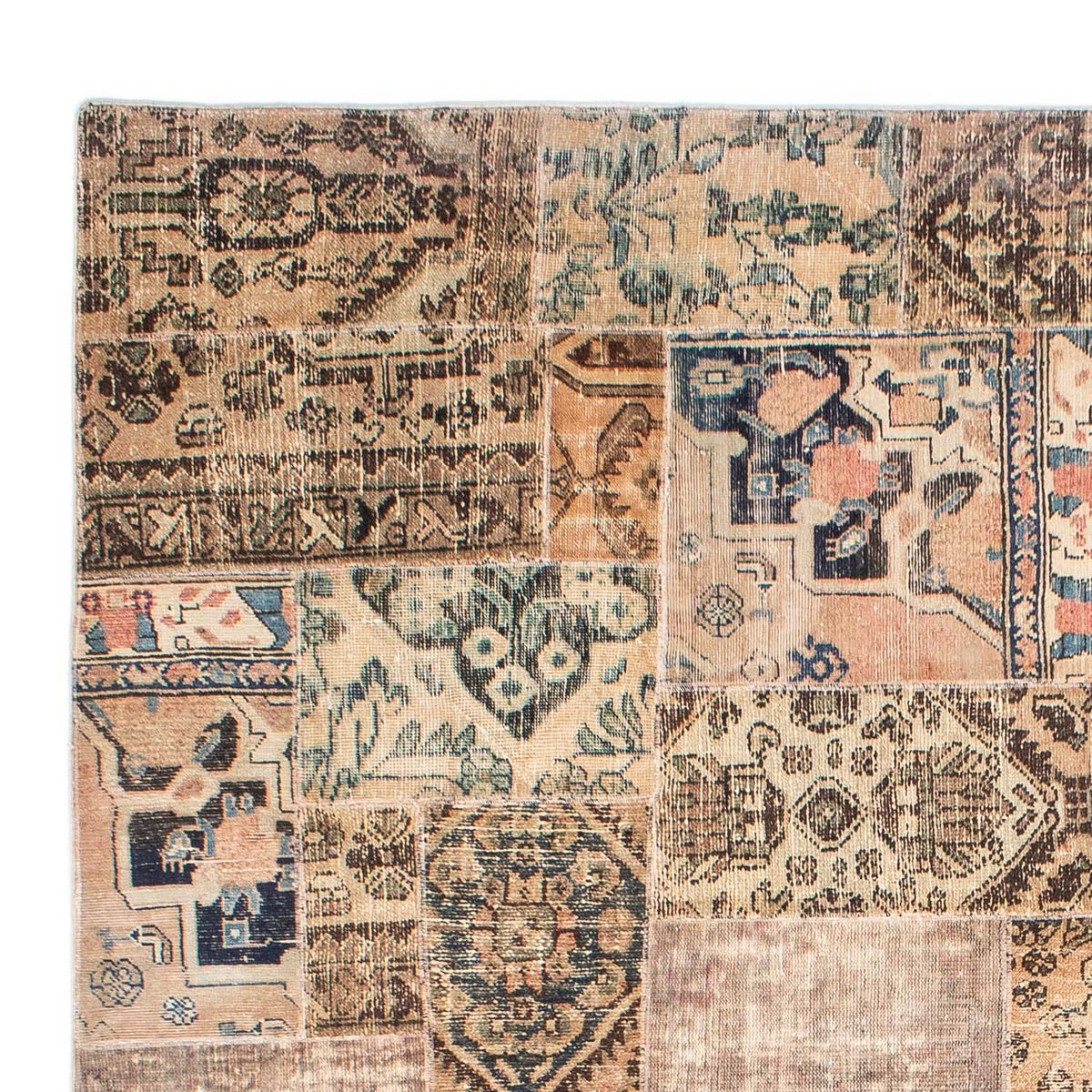 Patchwork Rug 240x317cm - Perserteppich Wollteppich