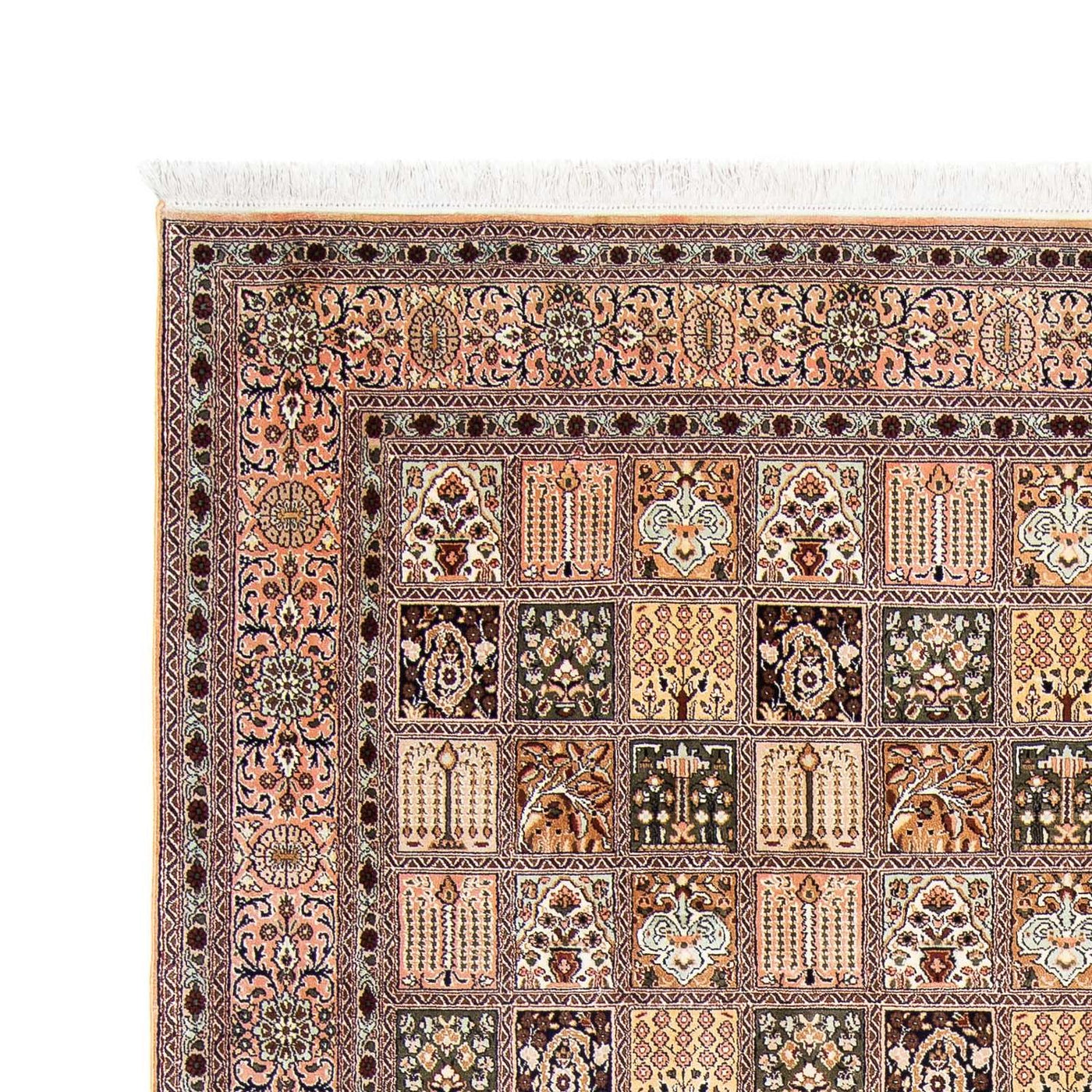 Kashmar Rug 303x215cm - Persian Rugs