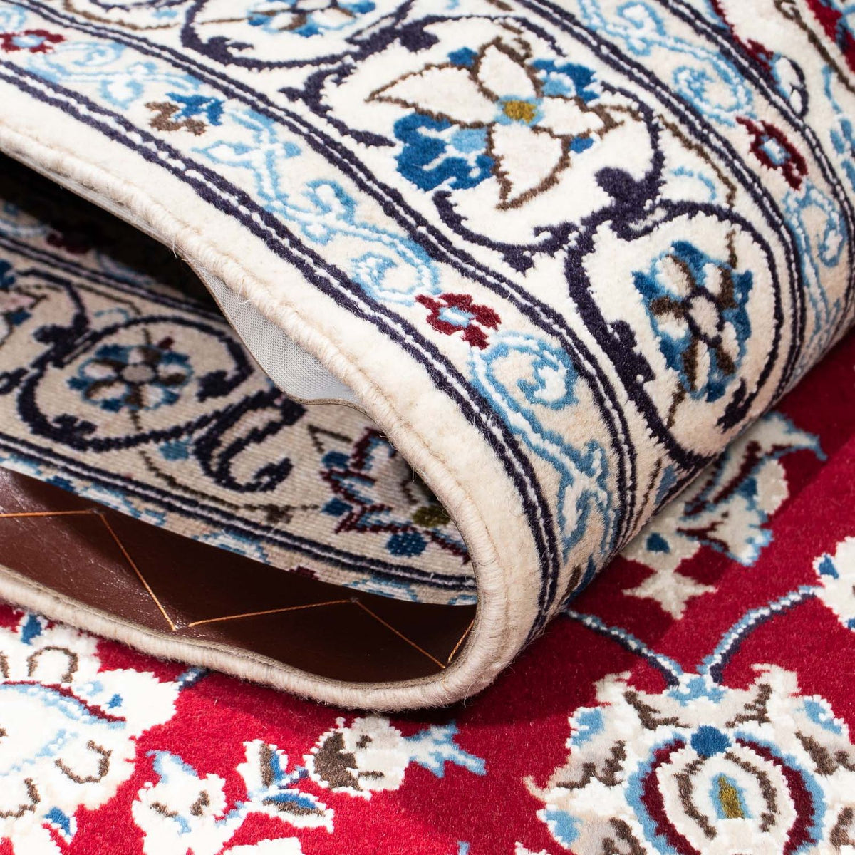 Perser Rug - Nain - Royal - 184 x 108 cm - dark red