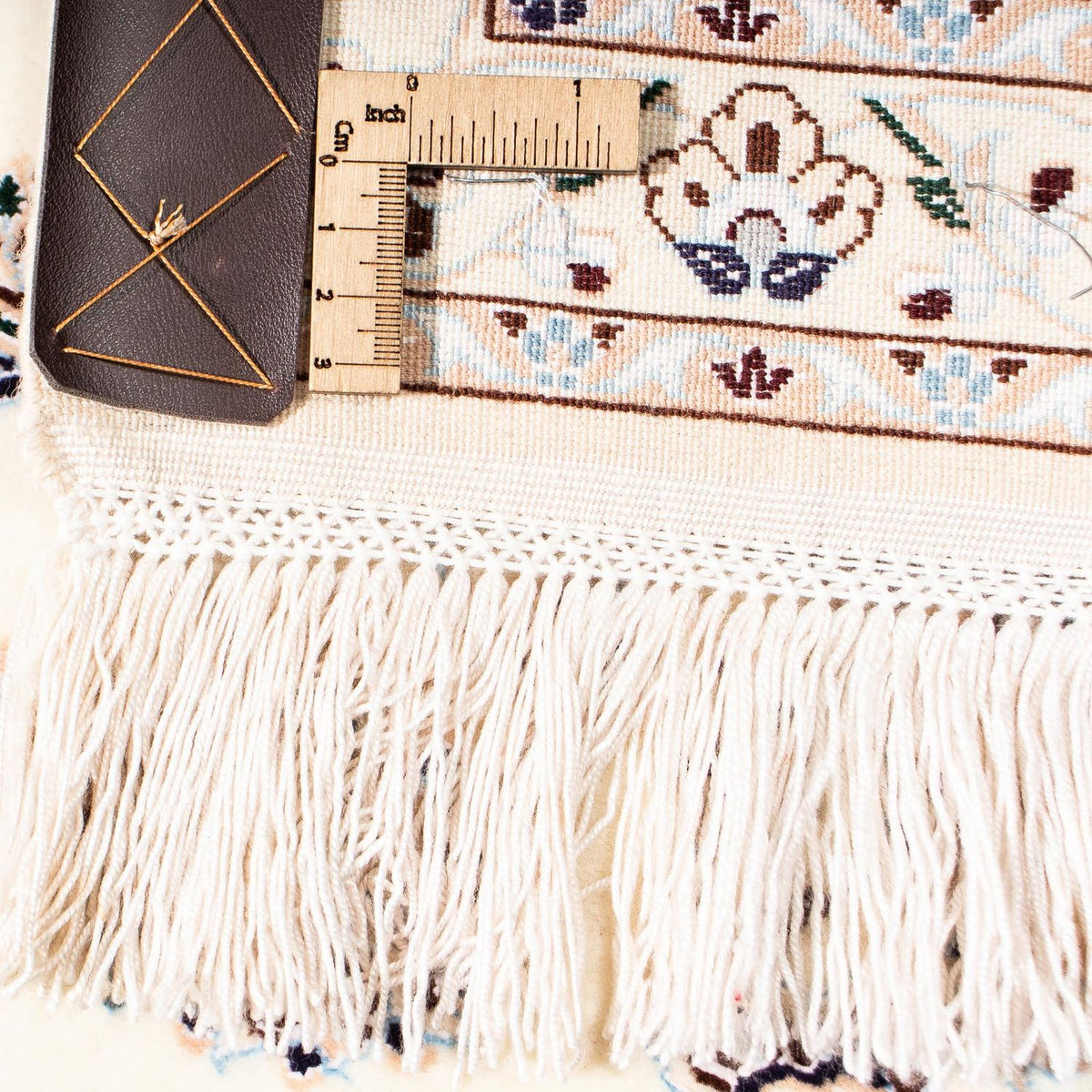 Perser Rug - Nain - Premium - 242 x 161 cm - beige