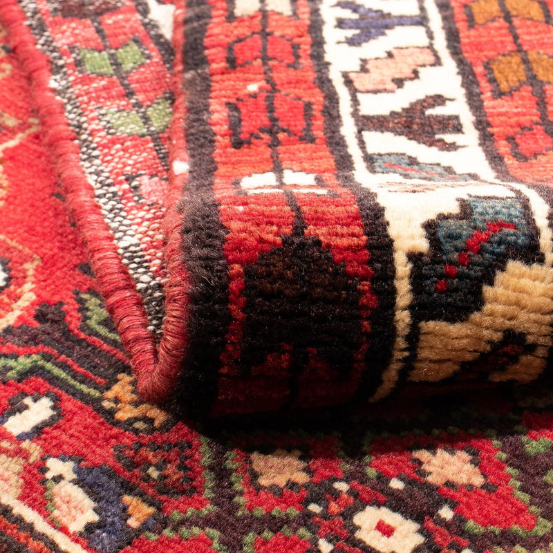 Hosseinabad Rug 150x115cm - Persian Rugs