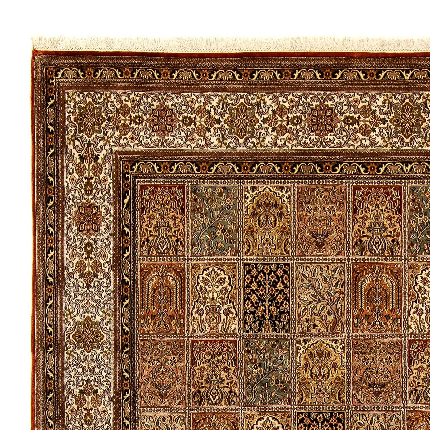 Kashmar Rug 353x240cm - Persian Rugs