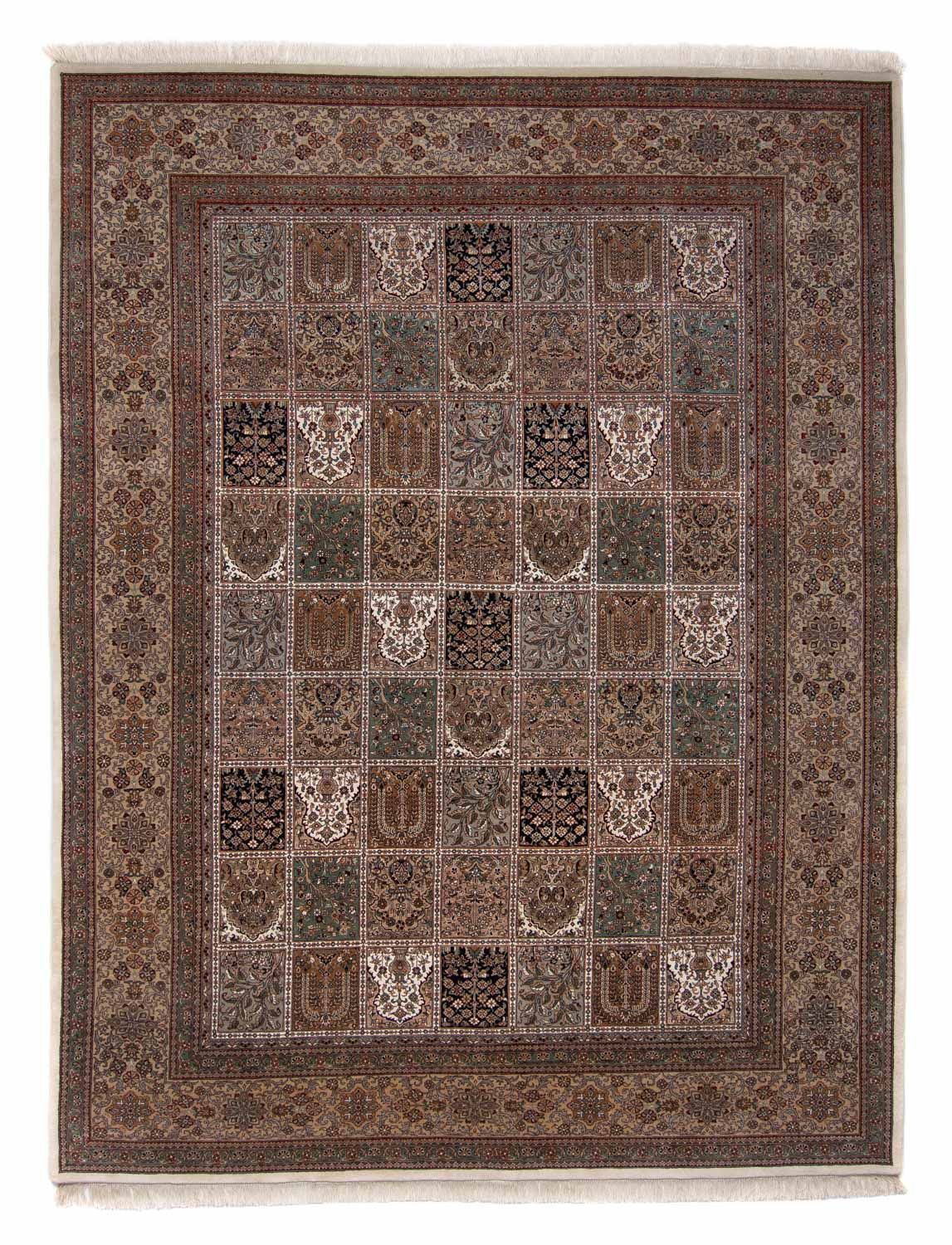 Perser Rug - Nomadic - 345 x 256 cm - light brown