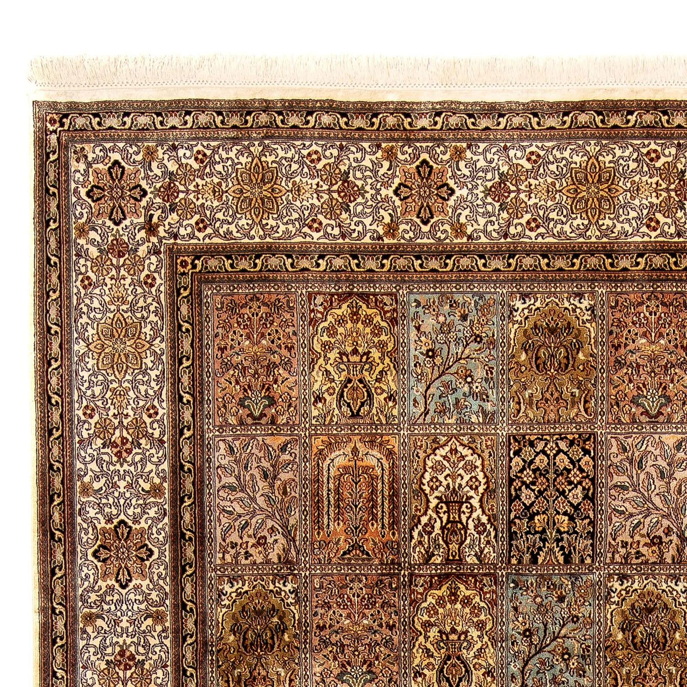 Kashmir Silk Rug 332x248cm - Oriental Rug