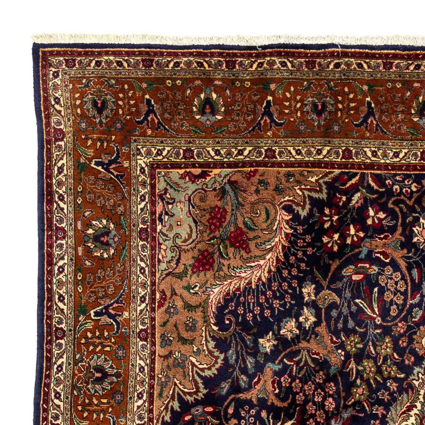 Moud Rug 233x179cm - Persian Rugs