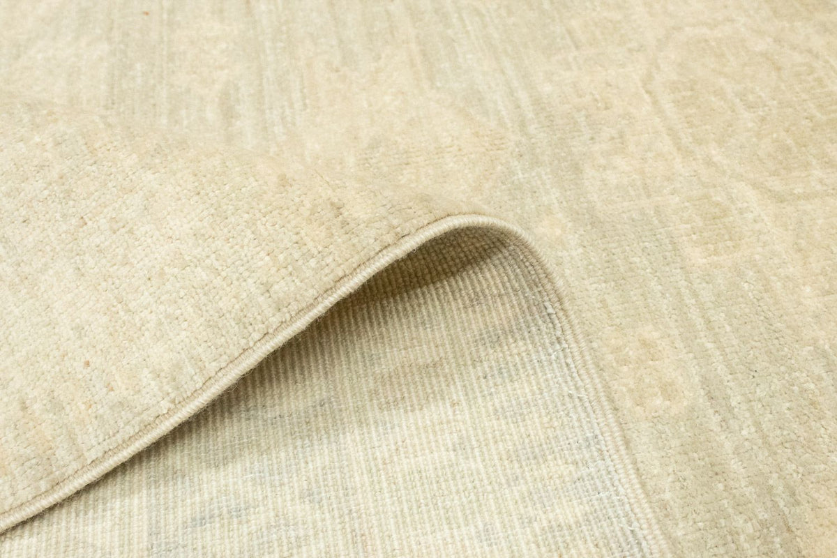 Ziegler Rug - 155 x 122 cm - beige