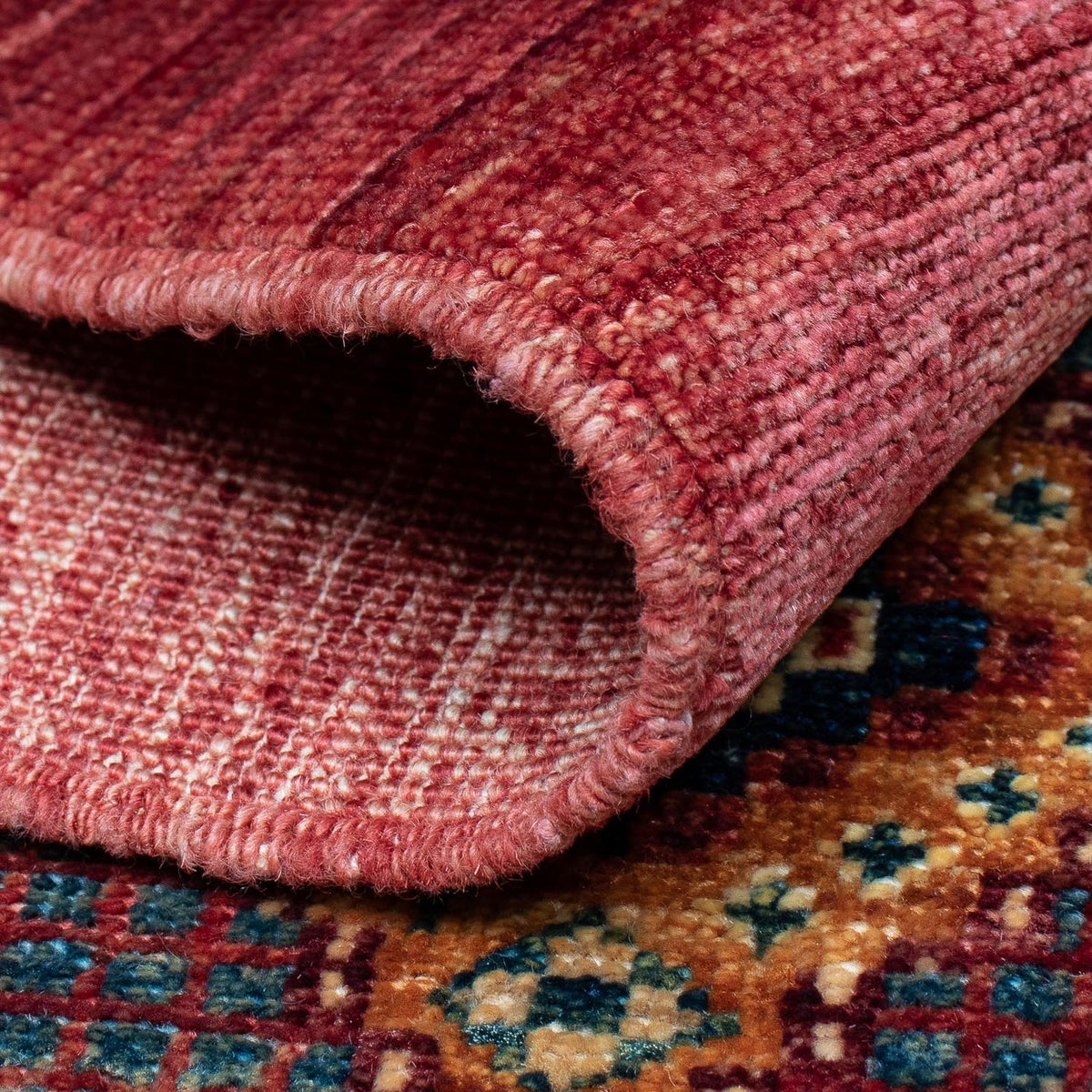 Ziegler Rug - Bakhtiari - 306 x 247 cm - red