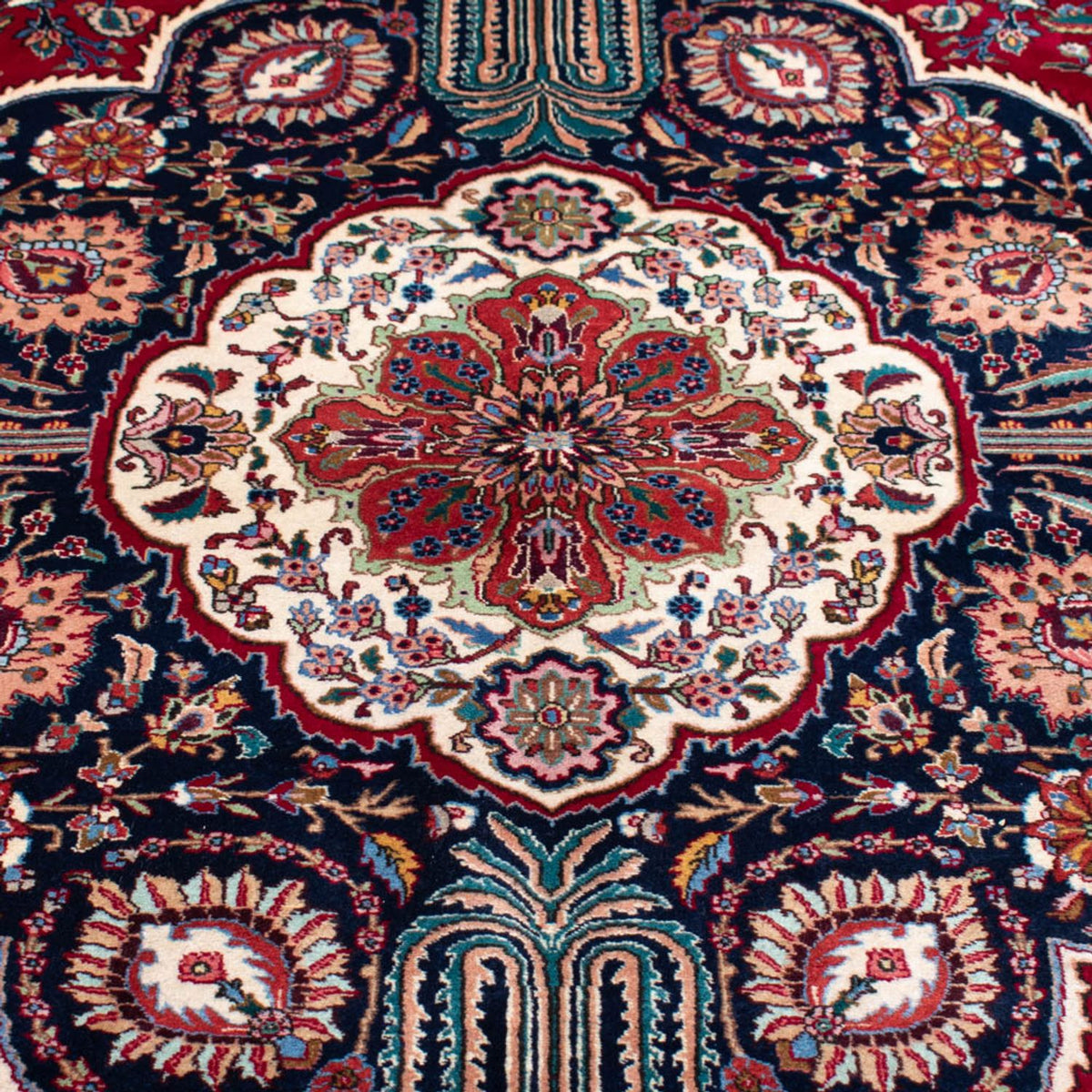 Perser Rug - Tabriz - 525 x 350 cm - red