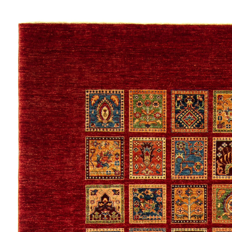 Bakhtiari Rug 347x250cm - Oriental Rug