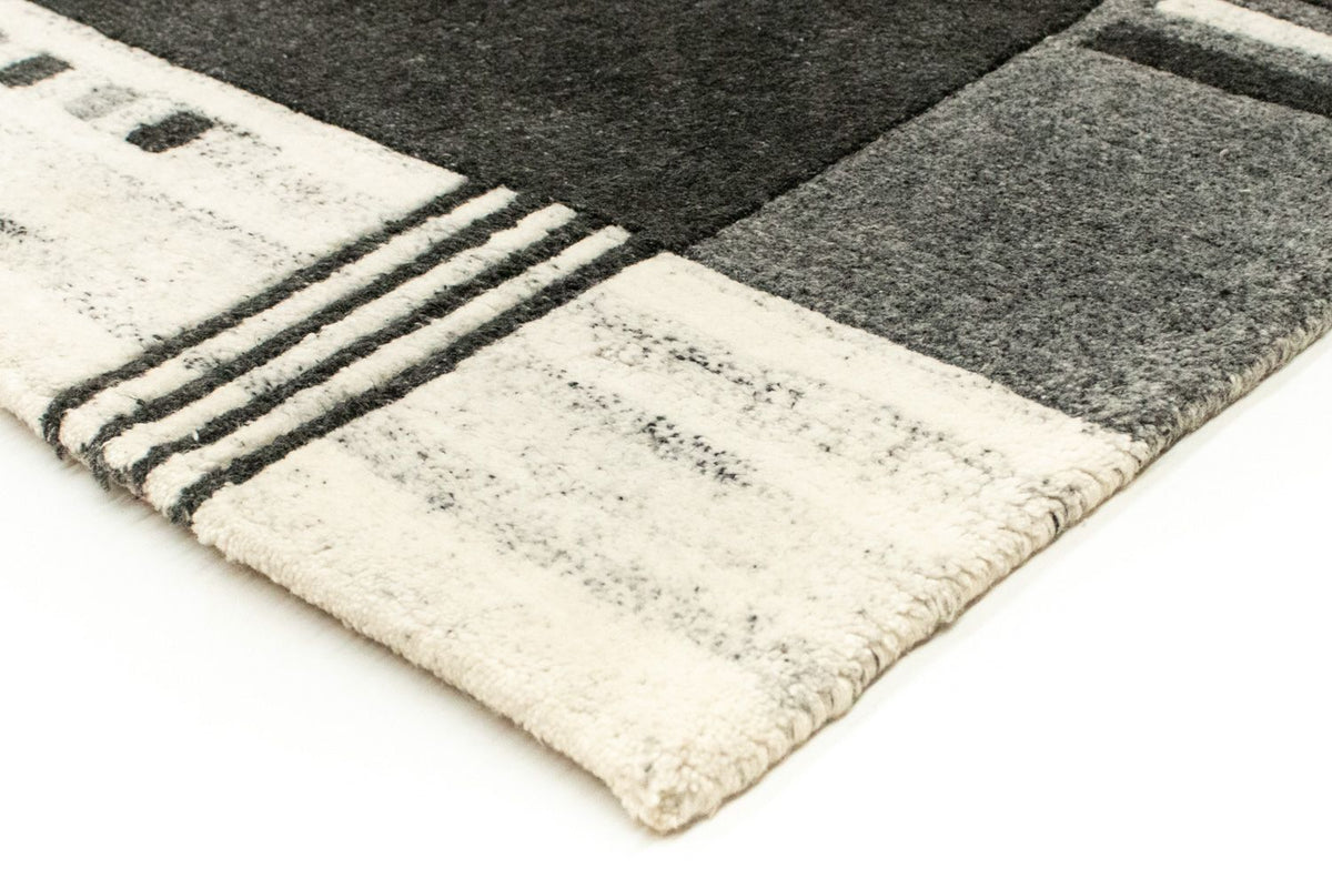 Vintage Rug - 200 x 140 cm - black