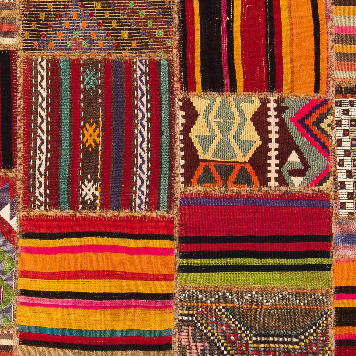 Patchwork Rug - 237 x 170 cm - multicolored