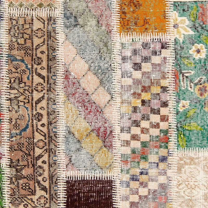 Patchwork Rug - 184 x 120 cm - multicolored