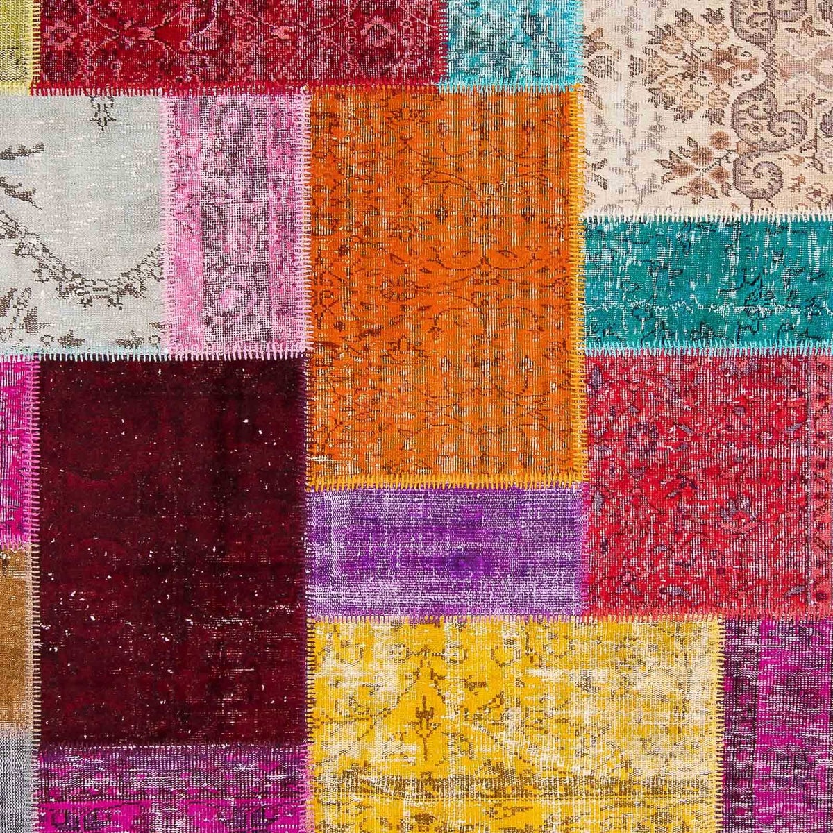 Patchwork Rug - 300 x 200 cm - multicolored