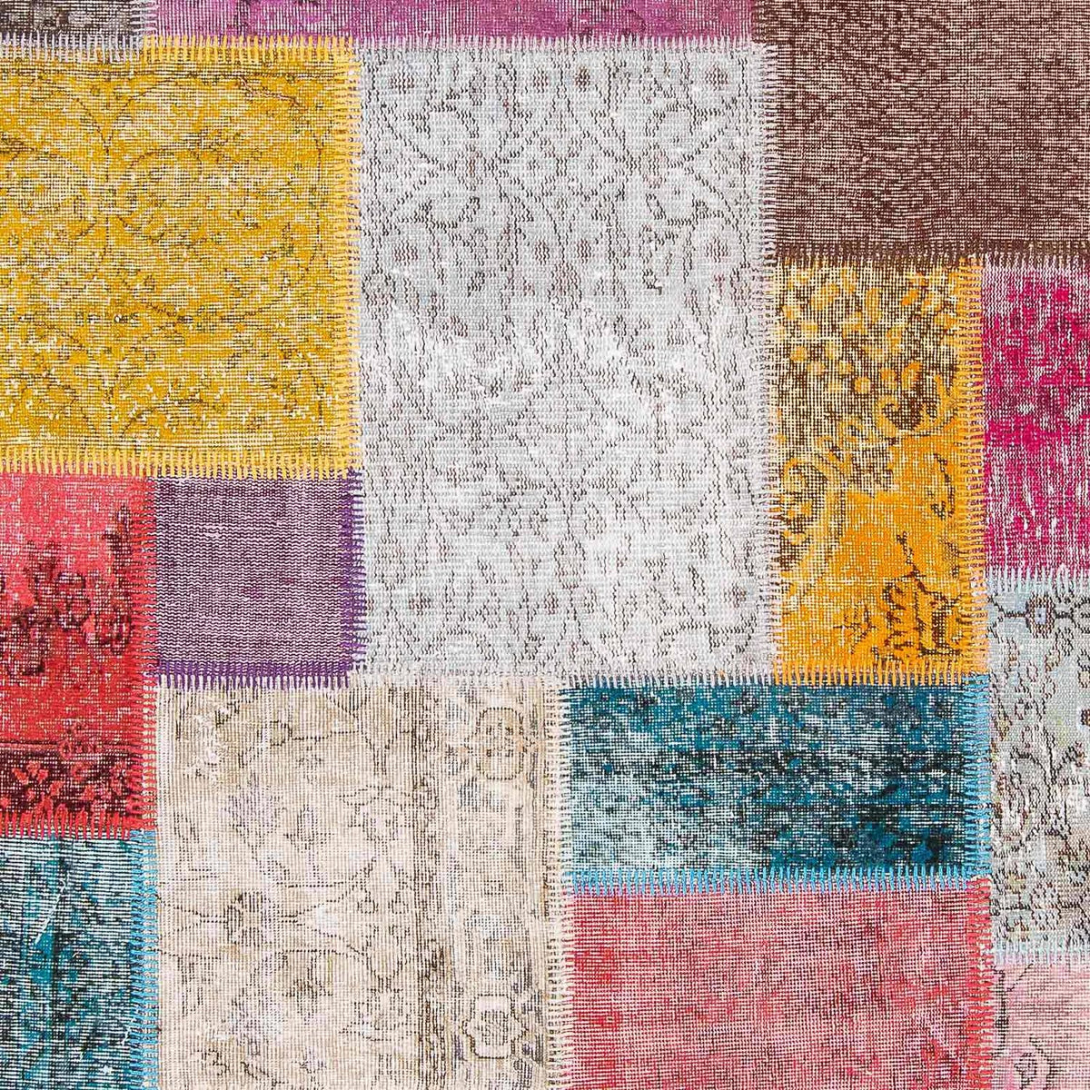 Patchwork Rug - 300 x 250 cm - multicolored
