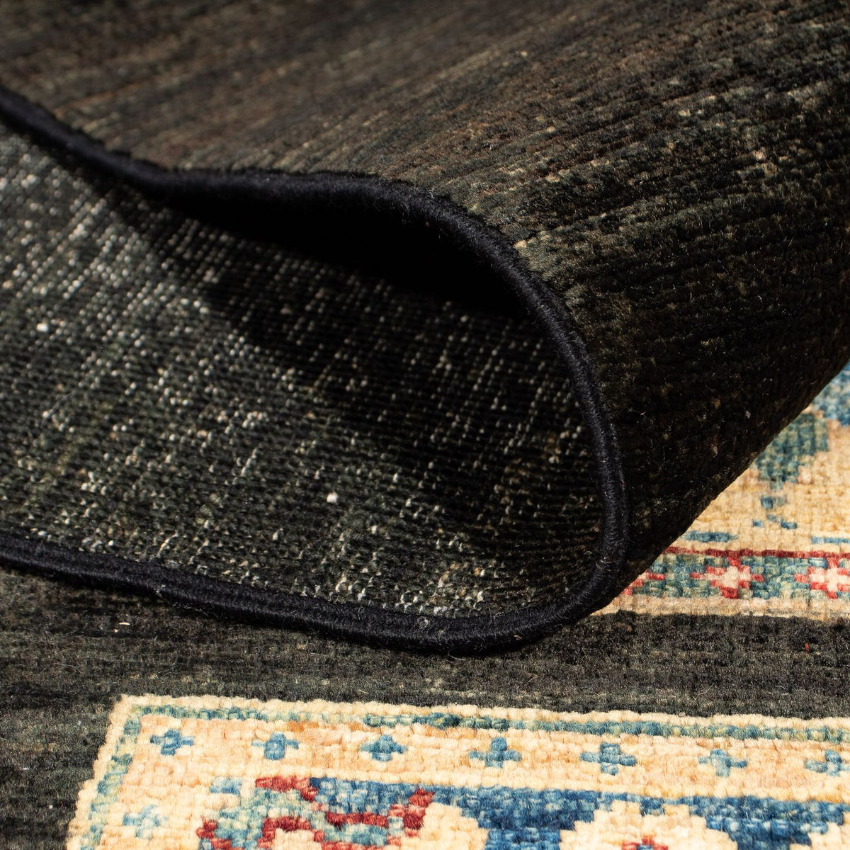 Ziegler Rug - Bakhtiari - 338 x 247 cm - multicolored