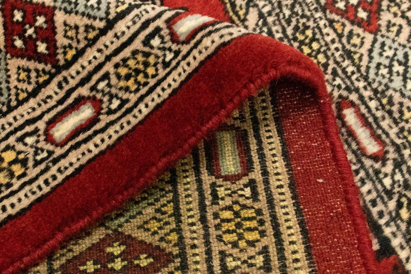 Bukhara Rug 124x79cm - Oriental Rug