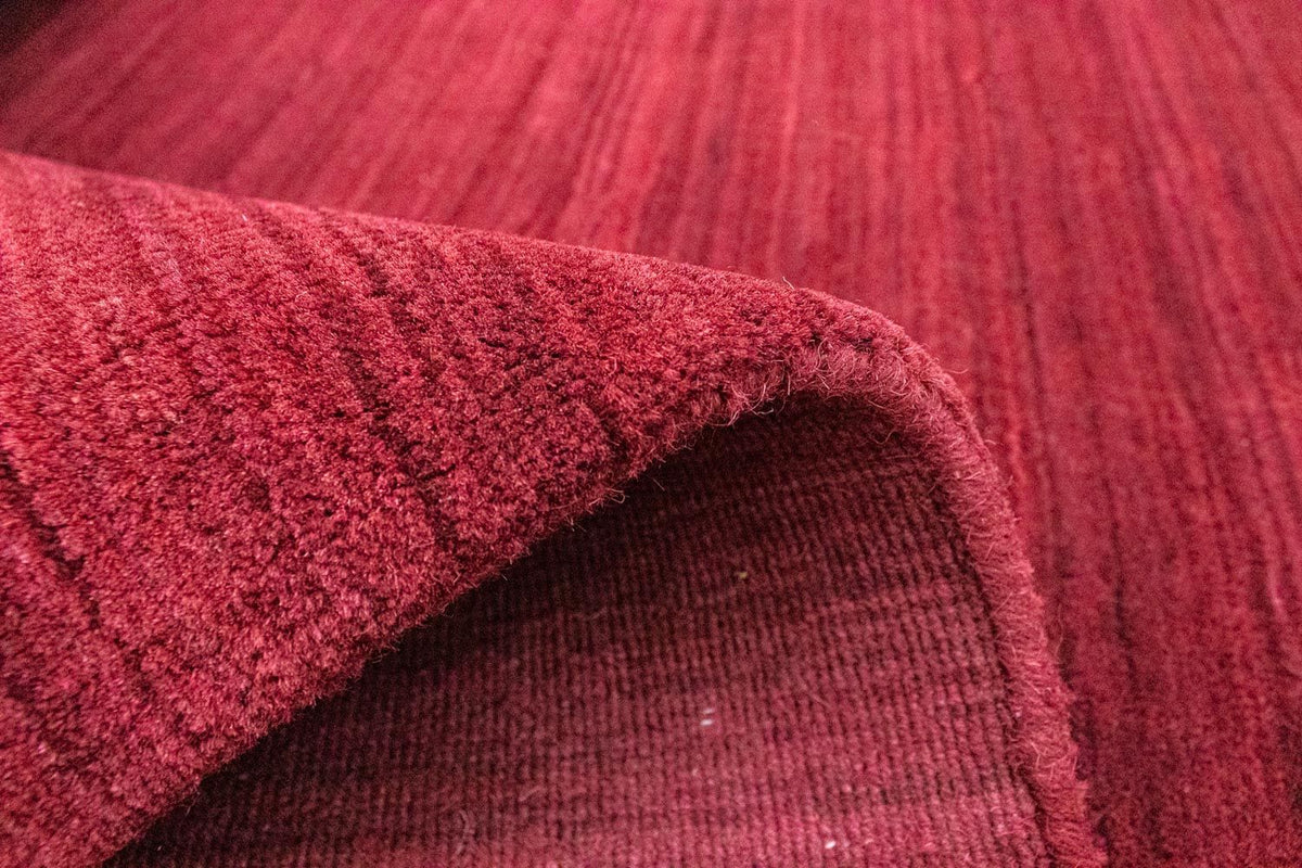 Wool Rug - 240 x 170 cm - red